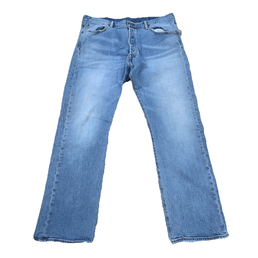 Levis 501 Jeans Men 38x30 Straight Leg‎ Reg Fit Med Wash Whiskered Button Fly *